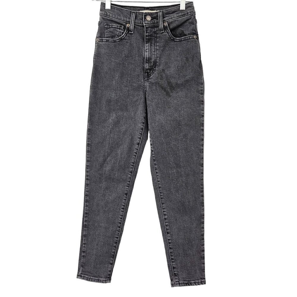 Levi’s High Waisted Taper Mom Jeans Gray Women’s Size 24 Relaxed Fit Denim
